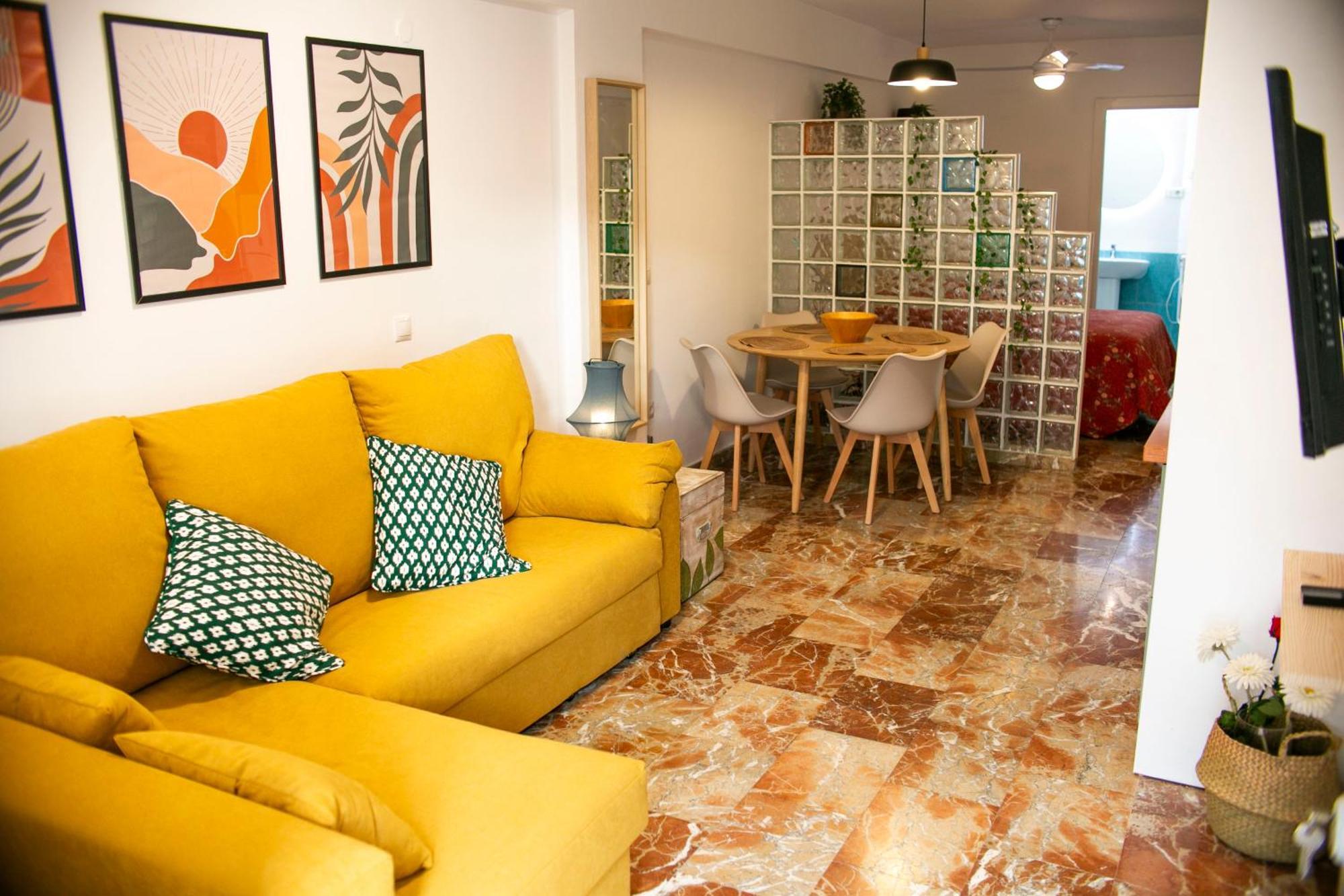 Apartamentos Riscos Торремолинос Экстерьер фото